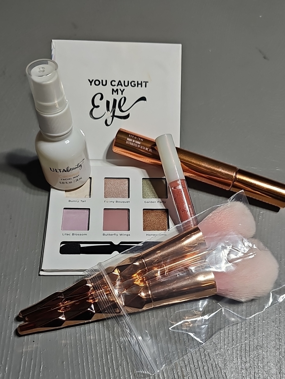 ULTA beauty Bundle Set Facial Mist Mascara Lip Gloss 6 Pan Eyeshadow Palette